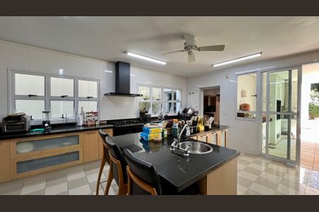 Casa à venda com 690m², 5 quartos e 4 vagasCozinha