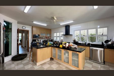 Casa à venda com 690m², 5 quartos e 4 vagasCozinha