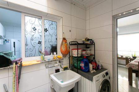 Casa de condomínio à venda com 160m², 3 quartos e 2 vagas Casa de condomínio à venda com 160m², 3 quartos e 2 vagasÁrea de Serviço