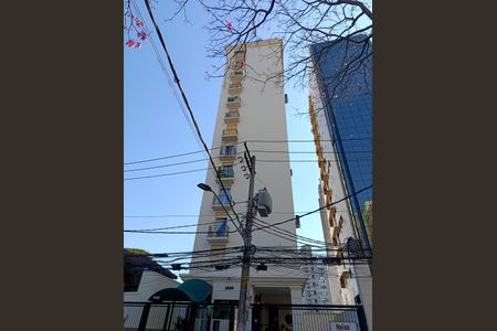 Apartamento para alugar com 110m², 3 quartos e 1 vagaFachada