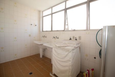 Apartamento para alugar com 288m², 4 quartos e 3 vagasÁrea de Serviço