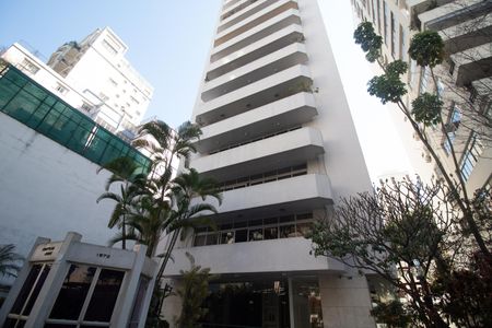 Apartamento para alugar com 288m², 4 quartos e 3 vagasFachada