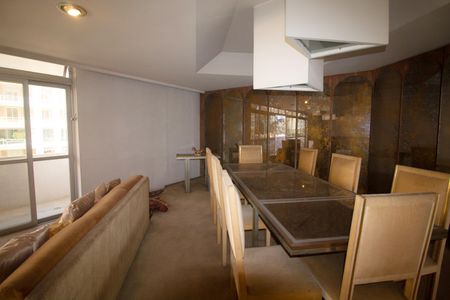 Apartamento para alugar com 288m², 4 quartos e 3 vagasSala