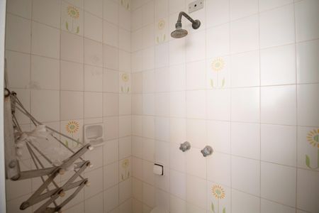 Apartamento para alugar com 288m², 4 quartos e 3 vagasBanheiro de Serviço