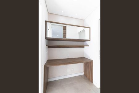 Apartamento à venda com 93m², 2 quartos e 2 vagas Apartamento à venda com 93m², 2 quartos e 2 vagasCorredor