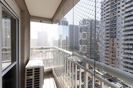 Apartamento à venda com 93m², 2 quartos e 2 vagas Apartamento à venda com 93m², 2 quartos e 2 vagasVaranda da Suíte 1