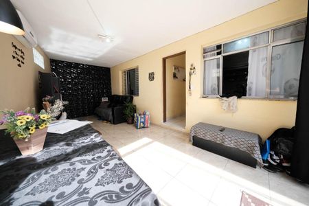 Sala de casa à venda com 3 quartos, 14m² em Vila Uniao (zona Leste), São Paulo