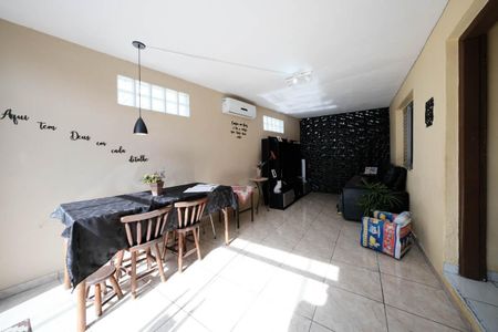 Sala de casa à venda com 3 quartos, 14m² em Vila Uniao (zona Leste), São Paulo