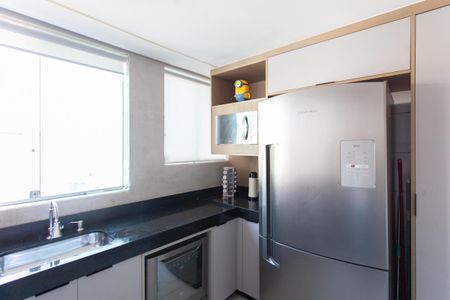 Apartamento para alugar com 136m², 3 quartos e 2 vagas Apartamento para alugar com 136m², 3 quartos e 2 vagasCozinha