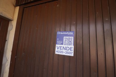 Casa para alugar com 5285m², 3 quartos e 8 vagasFachada