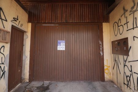 Casa para alugar com 5285m², 3 quartos e 8 vagasFachada