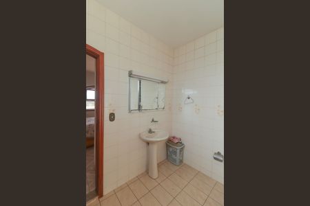 Casa para alugar com 5285m², 3 quartos e 8 vagasBanheiro Suíte 1