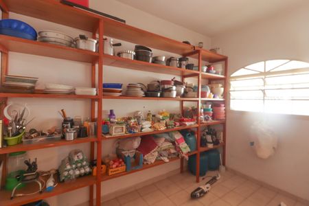 Casa para alugar com 5285m², 3 quartos e 8 vagasCozinha e Área de Serviço