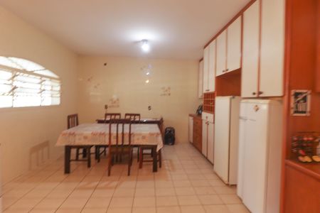 Casa para alugar com 5285m², 3 quartos e 8 vagasCozinha e Área de Serviço