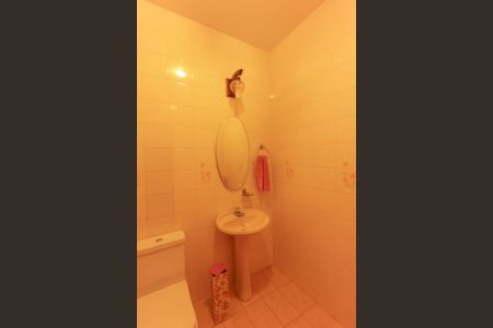 Casa para alugar com 5285m², 3 quartos e 8 vagasLavabo