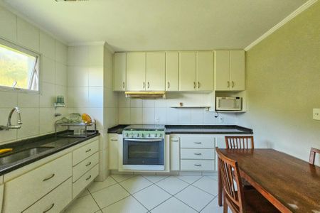 Apartamento para alugar com 200m², 2 quartos e 1 vagaCozinha