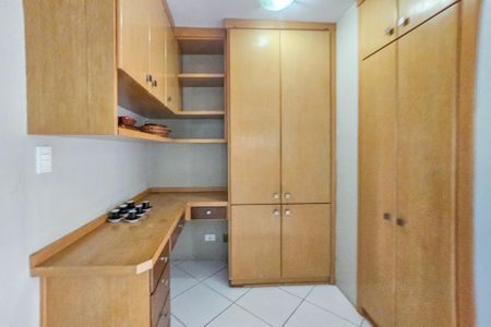 Apartamento para alugar com 200m², 2 quartos e 1 vagaCopa