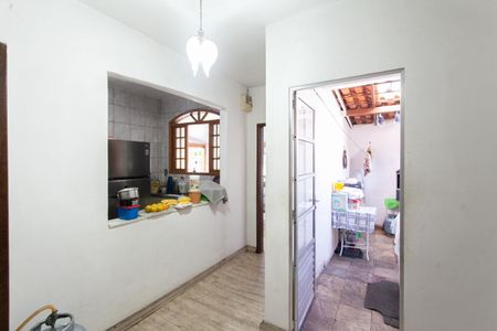 Casa à venda com 120m², 2 quartos e 2 vagasCopa