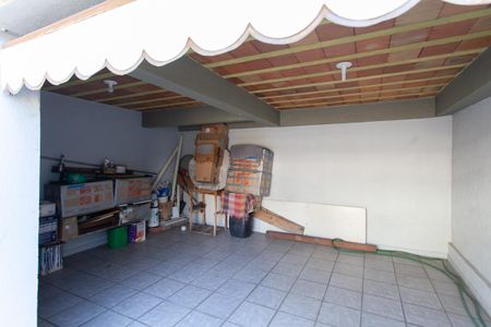 Casa à venda com 120m², 2 quartos e 2 vagasGaragem