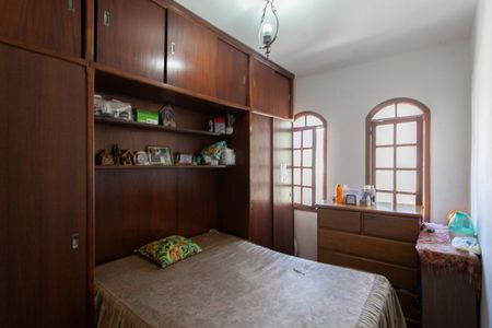 Quarto 1 de casa à venda com 2 quartos, 120m² em Santa Amelia, Belo Horizonte