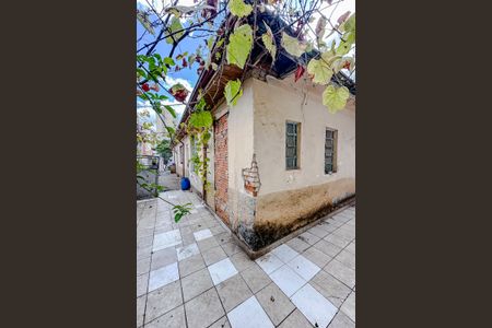 Casa à venda com 240m², 2 quartos e 2 vagasÁrea externa