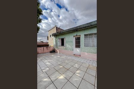 Casa à venda com 240m², 2 quartos e 2 vagasÁrea externa