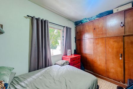 Casa à venda com 240m², 2 quartos e 2 vagasQuarto 2