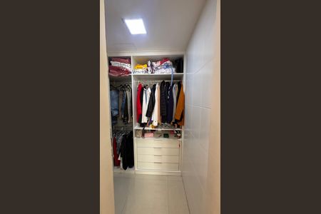 Apartamento para alugar com 50m², 2 quartos e 2 vagas Apartamento para alugar com 50m², 2 quartos e 2 vagasCloset do quarto