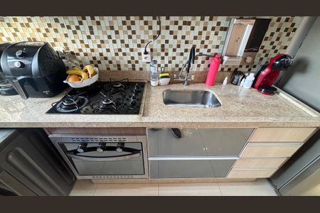 Apartamento para alugar com 50m², 2 quartos e 2 vagas Apartamento para alugar com 50m², 2 quartos e 2 vagasCozinha