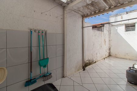 Casa à venda com 155m², 5 quartos e 2 vagas Casa à venda com 155m², 5 quartos e 2 vagasÁrea de Serviço