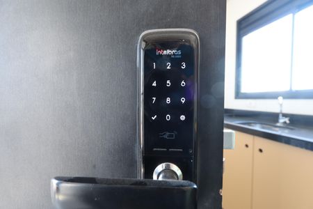 Studio à venda com 27m², 1 quarto e sem vagaFechadura Eletrônica