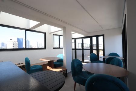 Studio à venda com 27m², 1 quarto e sem vagaÁrea comum - Salão de festas