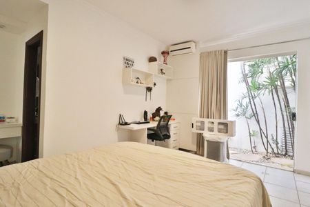 Casa para alugar com 350m², 4 quartos e 4 vagasSuíte 1