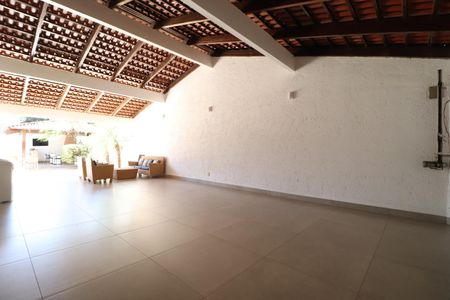 Casa para alugar com 350m², 4 quartos e 4 vagasVaranda da Sala