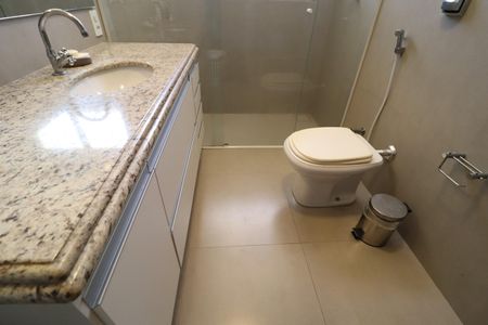 Casa para alugar com 350m², 4 quartos e 4 vagasBanheiro Suíte 3