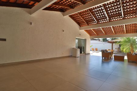 Casa para alugar com 350m², 4 quartos e 4 vagasVaranda da Sala