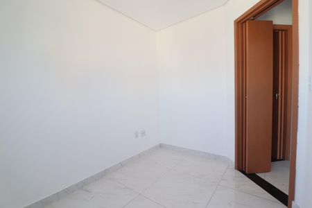 Apartamento para alugar com 80m², 2 quartos e 1 vagaQuarto 2
