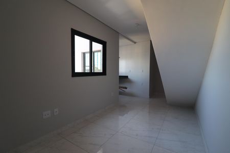 Apartamento para alugar com 80m², 2 quartos e 1 vagaSala