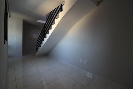 Apartamento para alugar com 80m², 2 quartos e 1 vagaSala