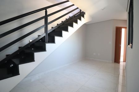 Apartamento para alugar com 80m², 2 quartos e 1 vagaSala