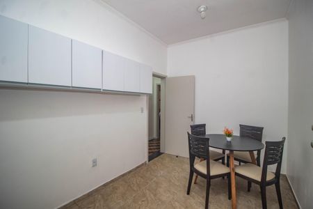 Apartamento à venda com 90m², 2 quartos e sem vagaCozinha