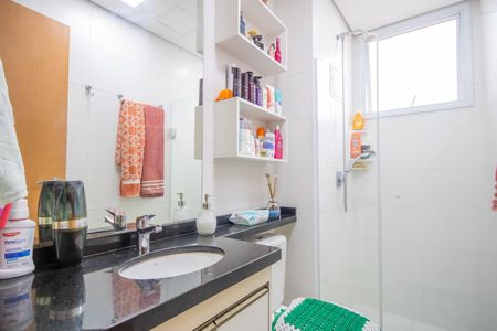 Apartamento à venda com 56m², 2 quartos e 1 vaga Apartamento à venda com 56m², 2 quartos e 1 vagaBanheiro da Suíte