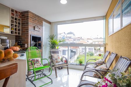 Apartamento à venda com 56m², 2 quartos e 1 vaga Apartamento à venda com 56m², 2 quartos e 1 vagaSacada da Sala