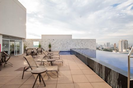 Apartamento à venda com 56m², 2 quartos e 1 vaga Apartamento à venda com 56m², 2 quartos e 1 vagaÁrea comum - Piscina