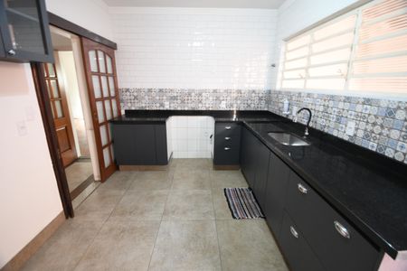 Casa para alugar com 170m², 3 quartos e 4 vagasCozinha