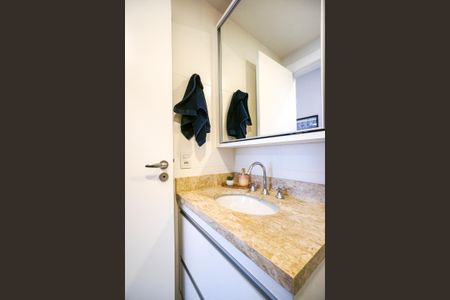 Apartamento à venda com 67m², 2 quartos e 1 vagaBanheiro Social