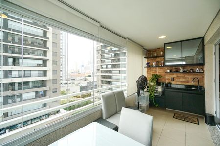 Apartamento à venda com 67m², 2 quartos e 1 vagaVaranda