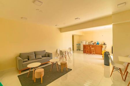 Apartamento à venda com 37m², 2 quartos e sem vagaÁrea comum - Salão de festas