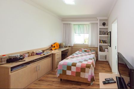 Casa para alugar com 600m², 5 quartos e 4 vagasSuíte 1