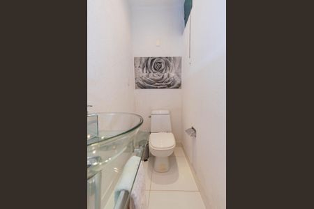 Casa para alugar com 600m², 5 quartos e 4 vagasLavabo